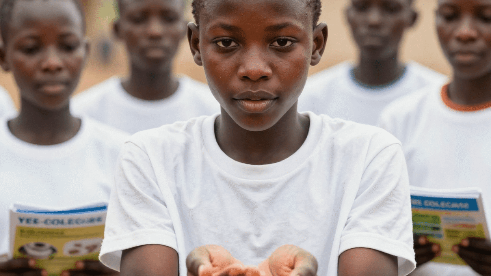 freepik__ultrarealistic-editorial-portrait-of-a-black-niger__54785 (1)